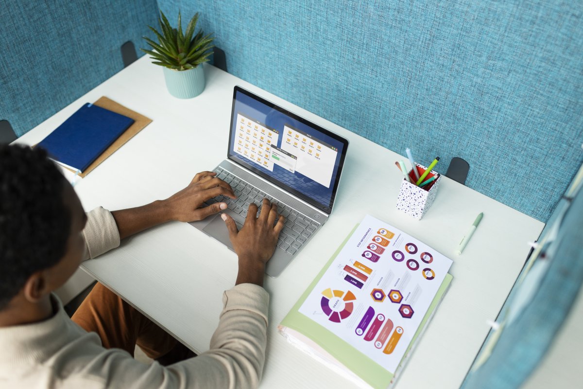  Creating Engaging Visual Content for Social Media: 